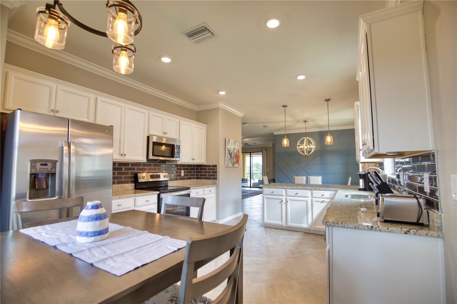 SARASOTA NATIONAL PH 6 & 7 - Residential Lease