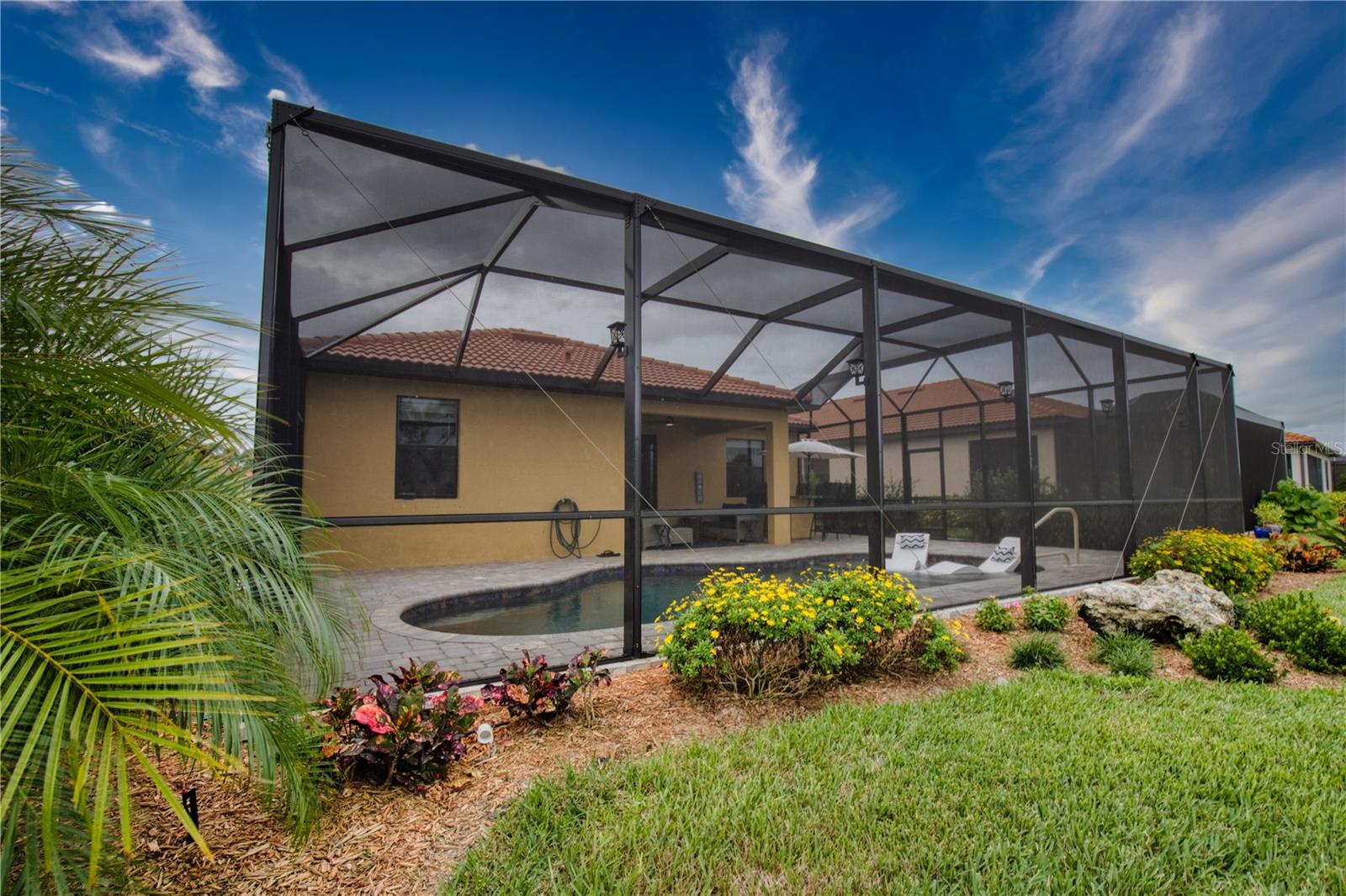 SARASOTA NATIONAL PH 6 & 7 - Residential Lease