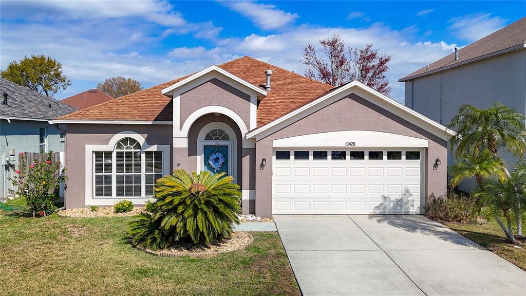 Photo of 10420 Glen Willow Lane, Tampa, FL 33647 (MLS # TB8349457)