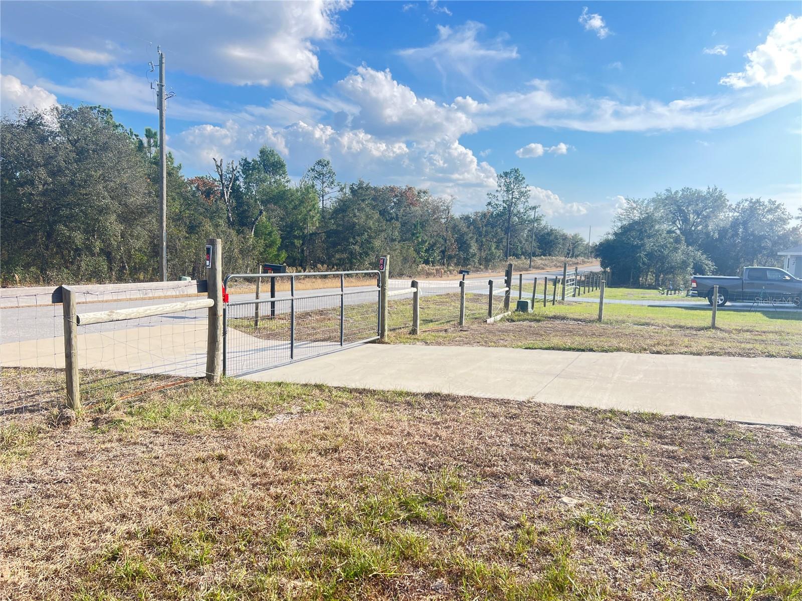 RAINBOW LAKES ESTATE - Residential