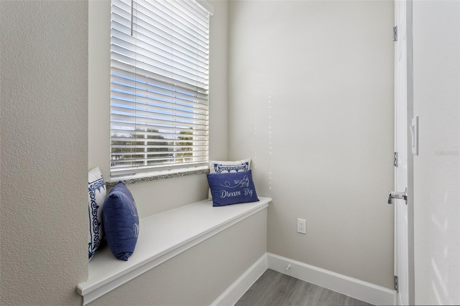 RETREAT AT SILVER CREEK SUB - Residential