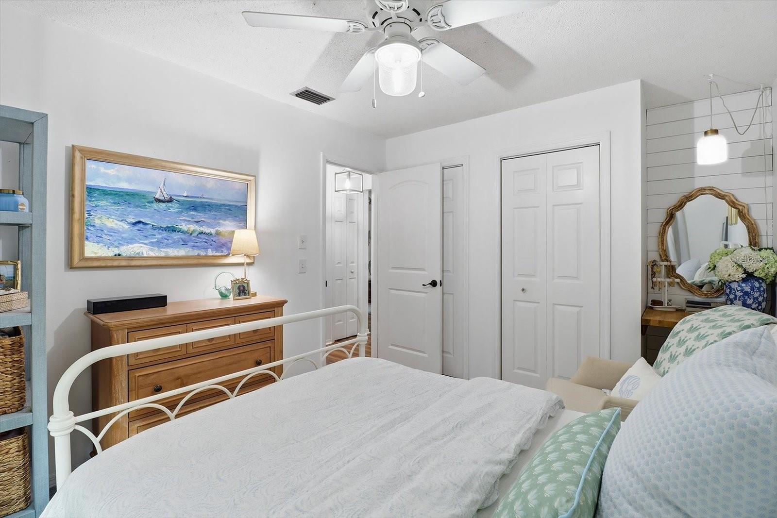 CRYSTAL PARADISE ESTATES UNIT 01 - Residential