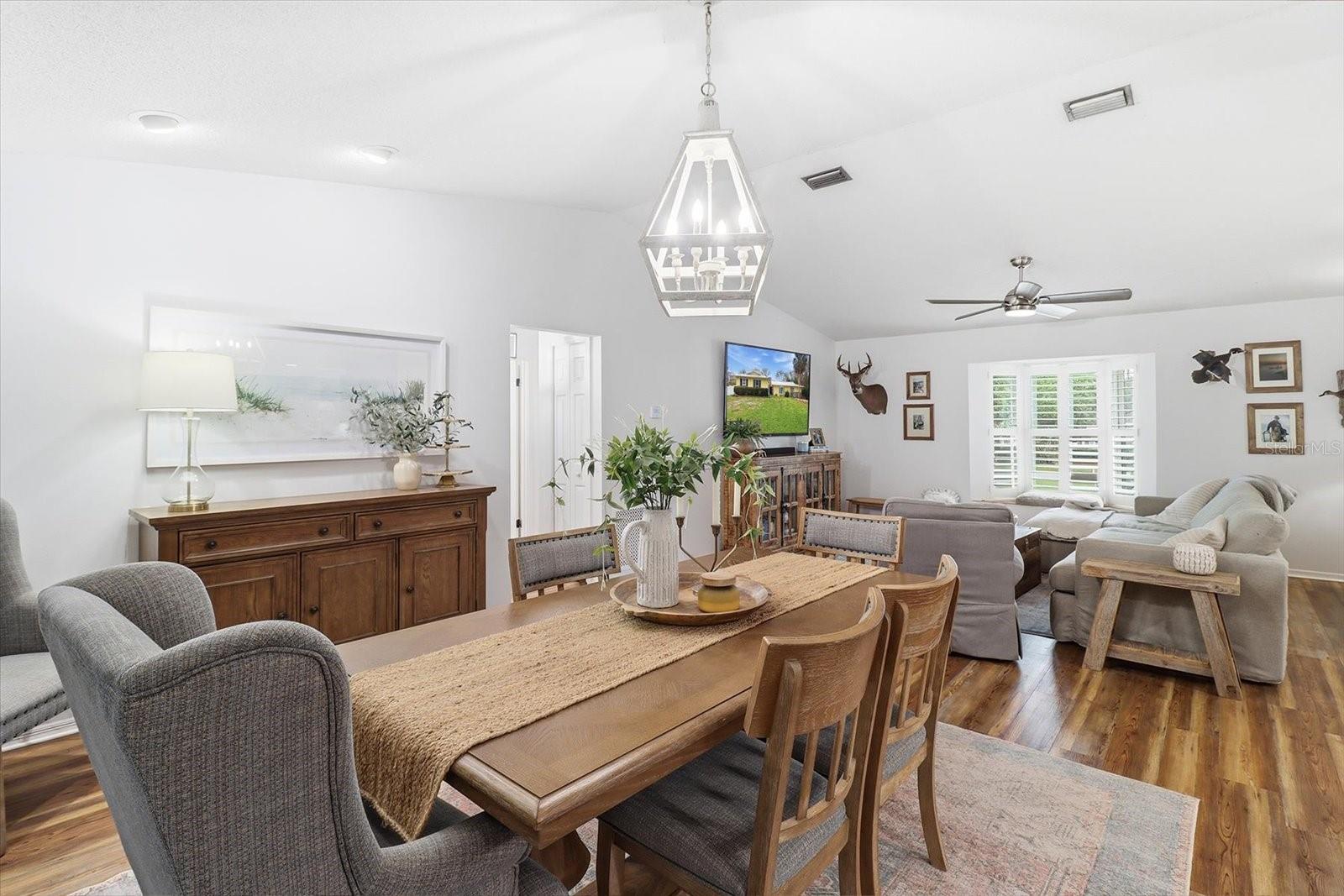 CRYSTAL PARADISE ESTATES UNIT 01 - Residential