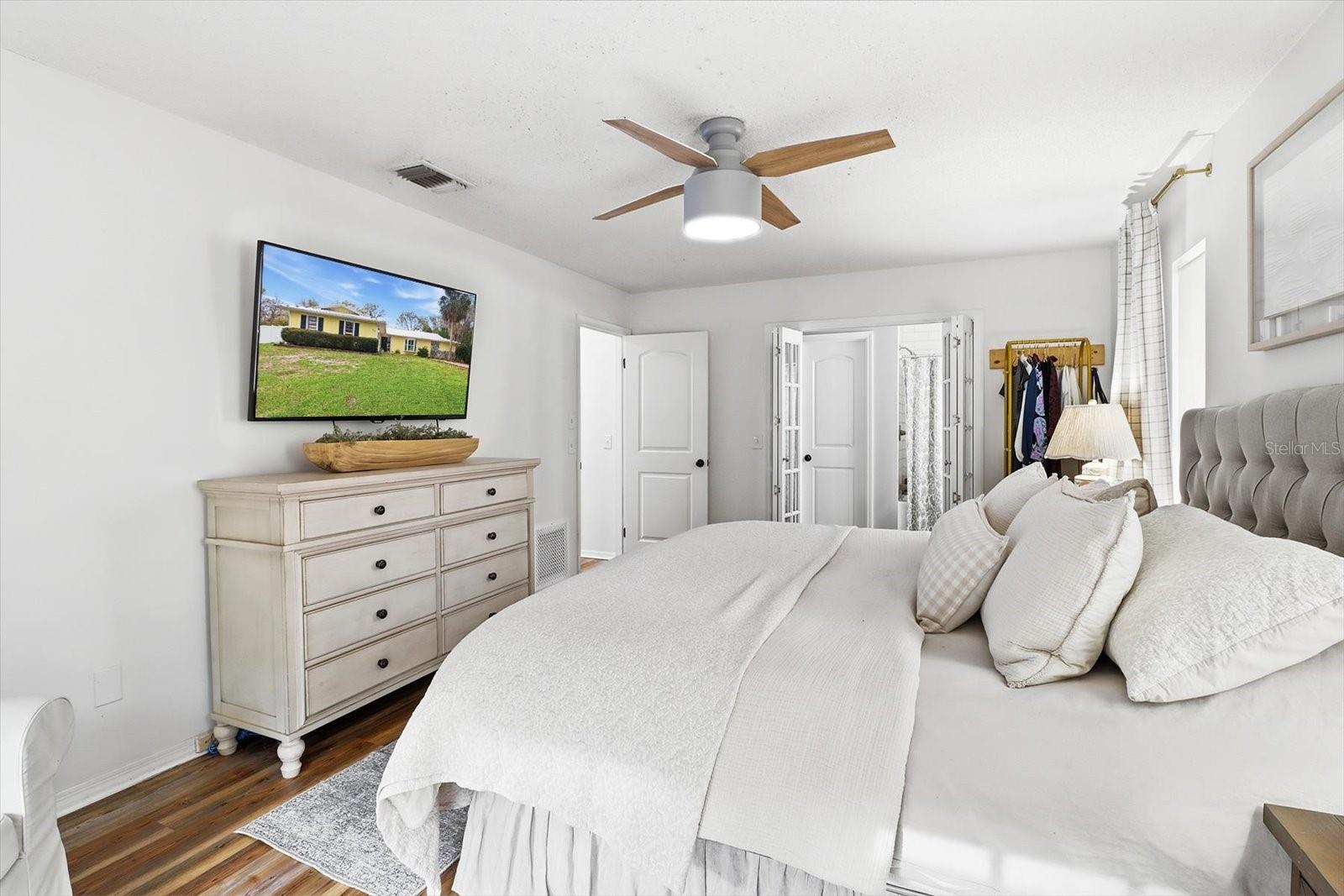 CRYSTAL PARADISE ESTATES UNIT 01 - Residential