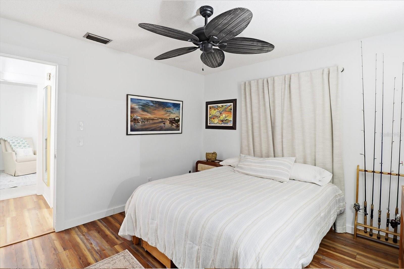 CRYSTAL PARADISE ESTATES UNIT 01 - Residential