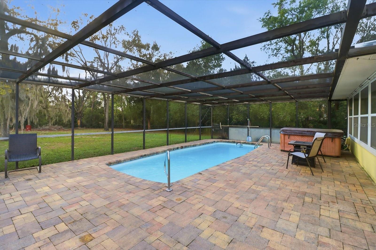 CRYSTAL PARADISE ESTATES UNIT 01 - Residential