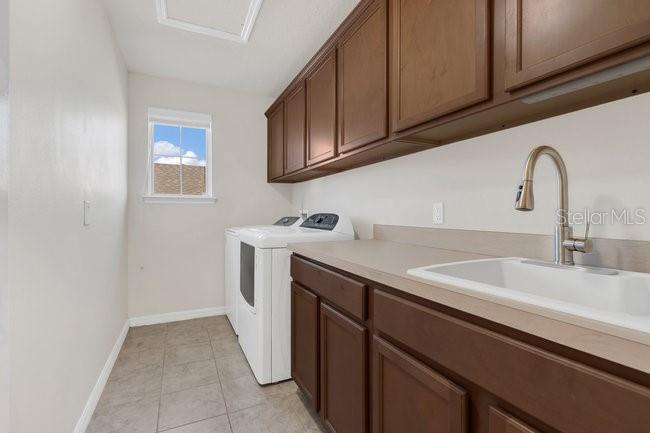 WINDERMERE TRLS PH 1C - Residential Lease