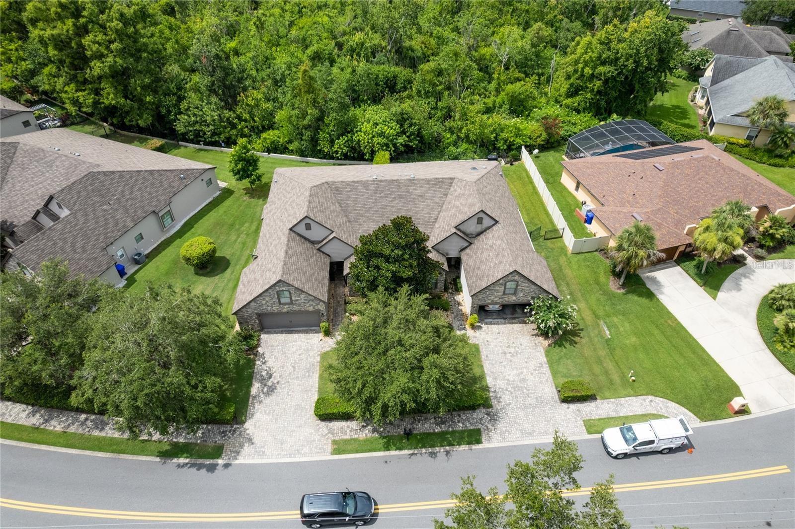 VISTA VILLAS - Residential