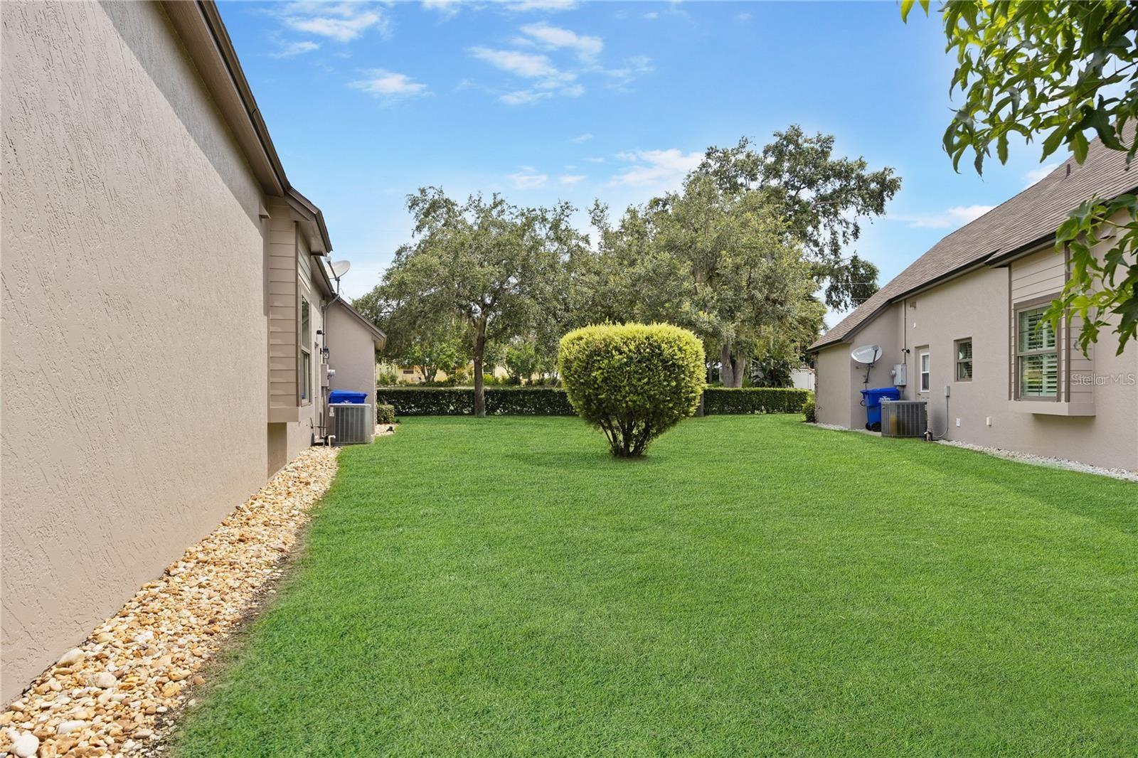 VISTA VILLAS - Residential