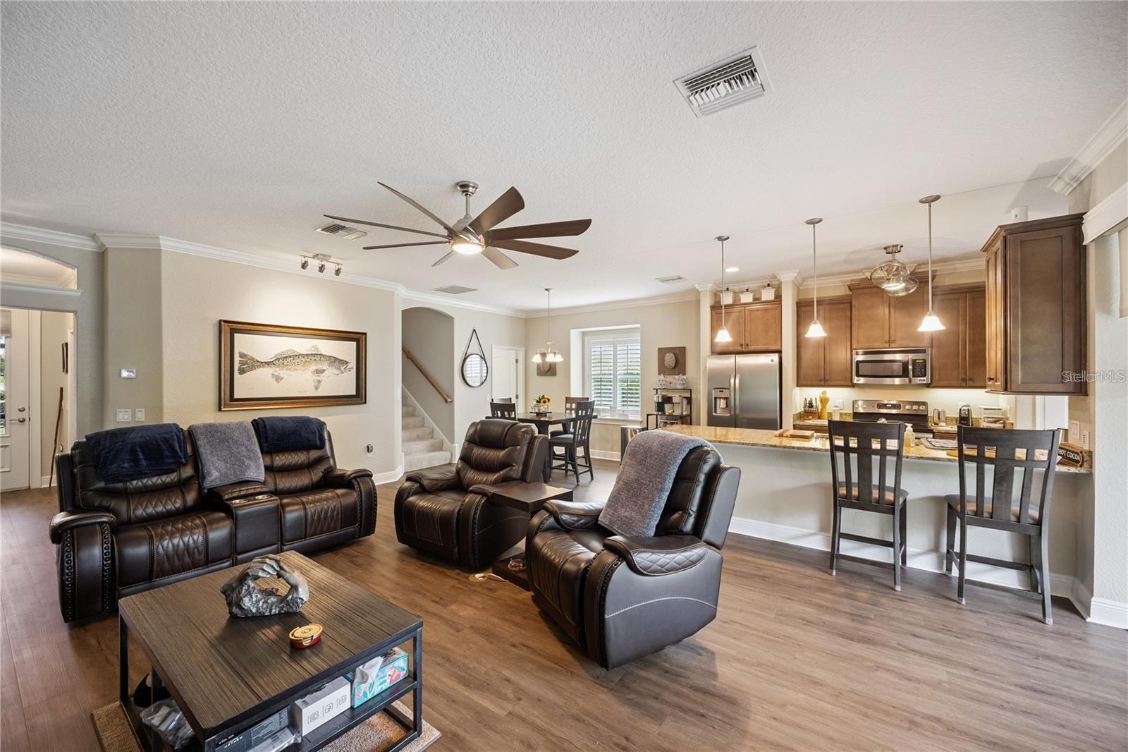 VISTA VILLAS - Residential