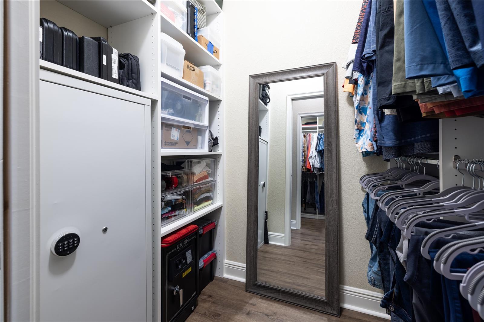 VISTA VILLAS - Residential