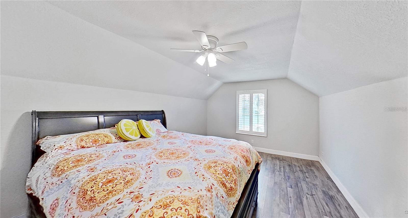 VISTA VILLAS - Residential