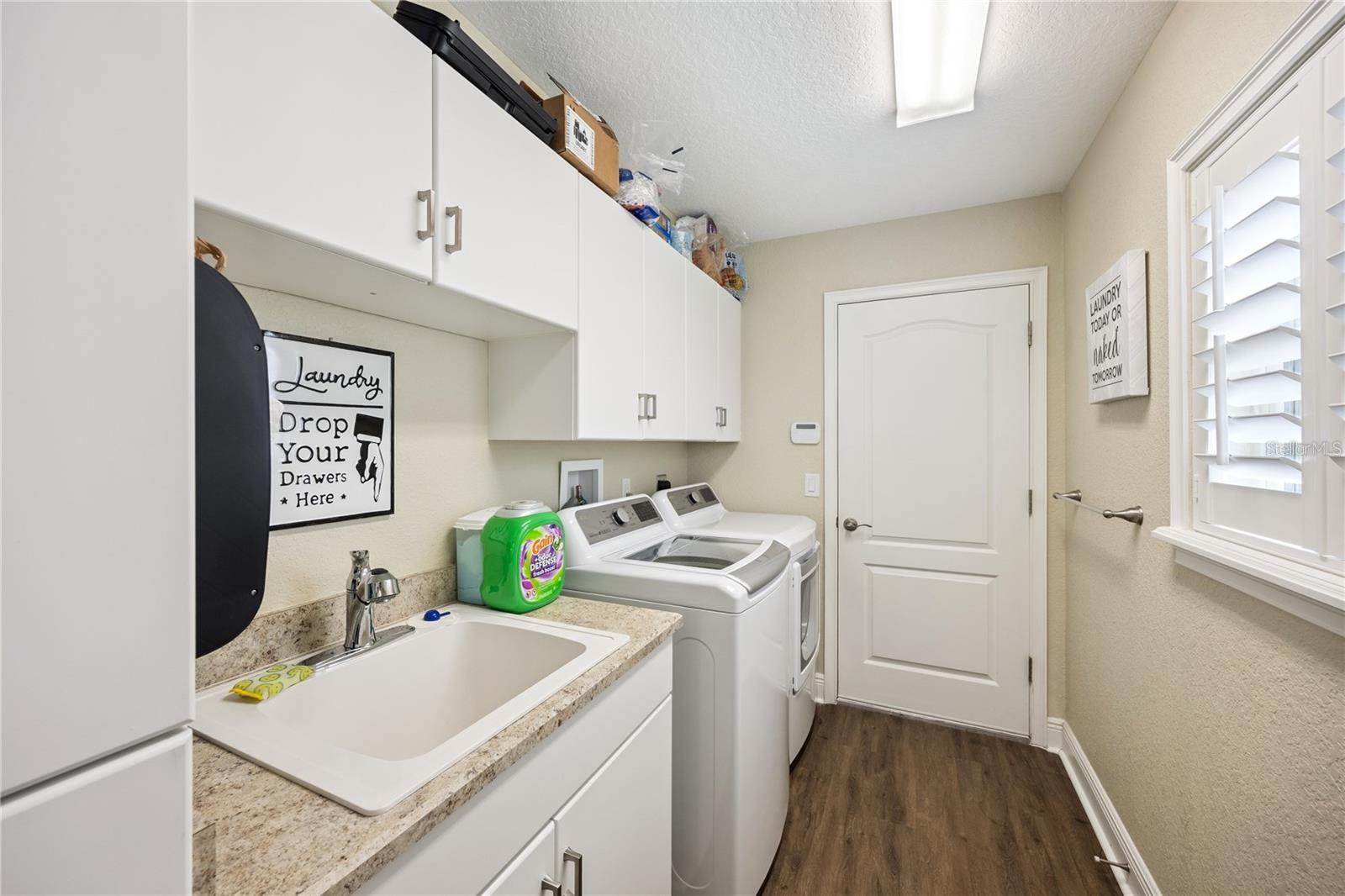 VISTA VILLAS - Residential