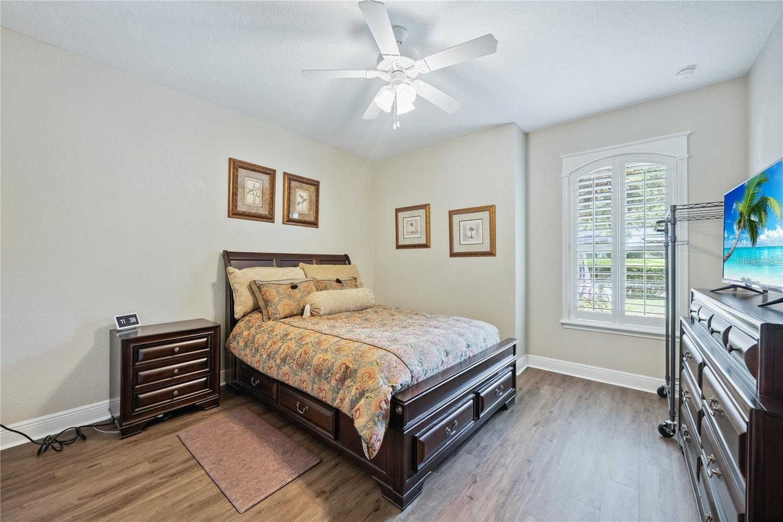 VISTA VILLAS - Residential