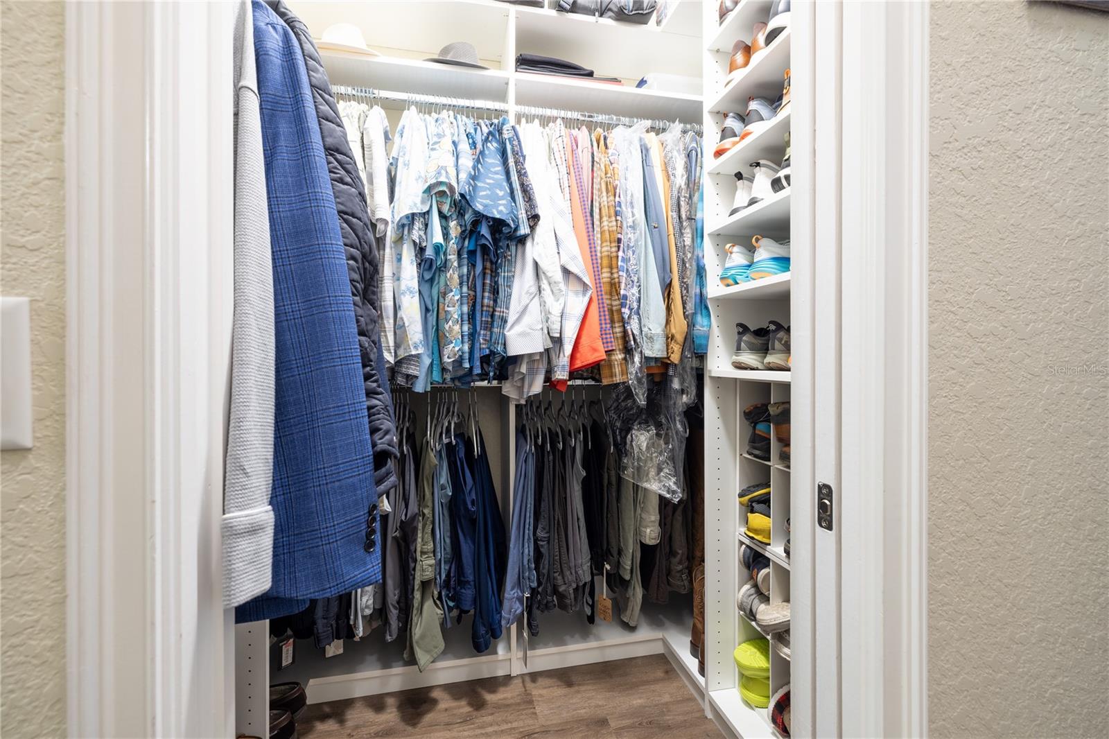 VISTA VILLAS - Residential