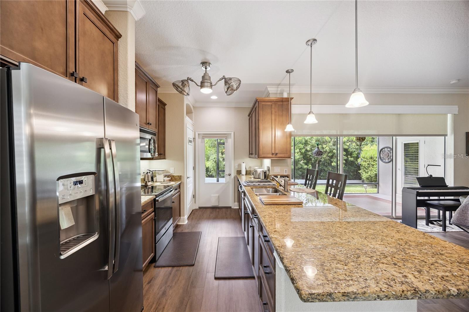 VISTA VILLAS - Residential