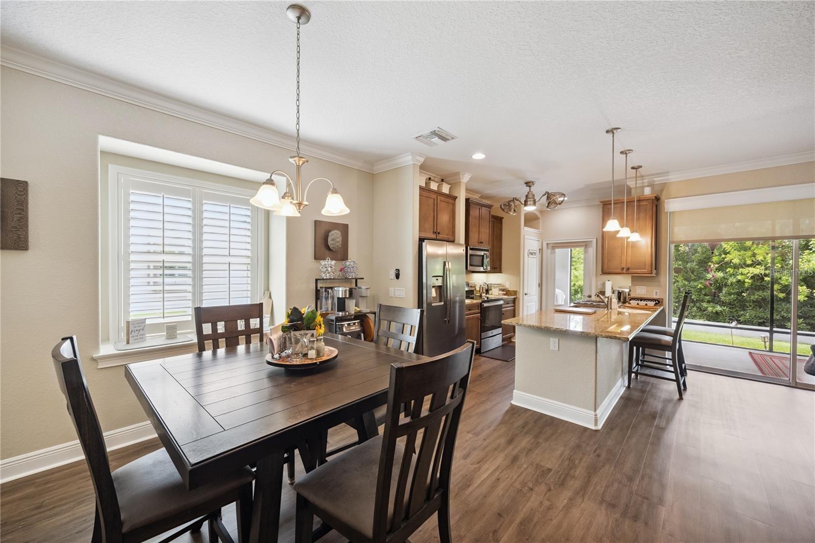 VISTA VILLAS - Residential