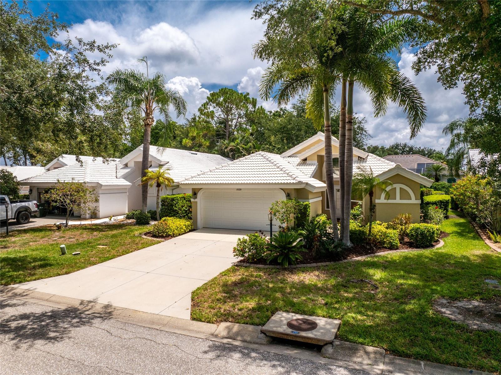 1020 HARBOR TOWN DRIVE