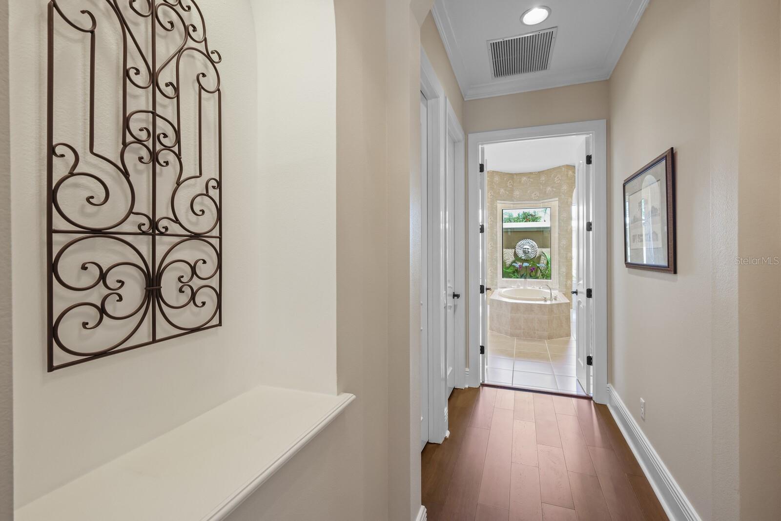 LAKEWOOD RANCH COUNTRY CLUB - Residential