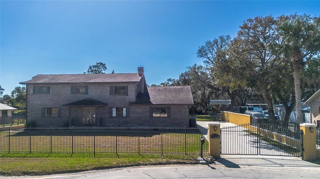 Photo of 330 Sanchez Avenue, Ormond Beach, FL 32174 (MLS # O6388086)