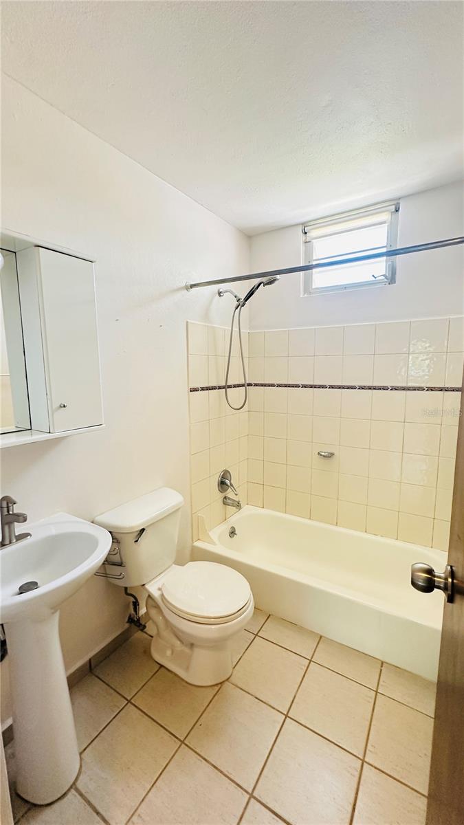 COSTA BRAVA CONDOMINIUM - Residential