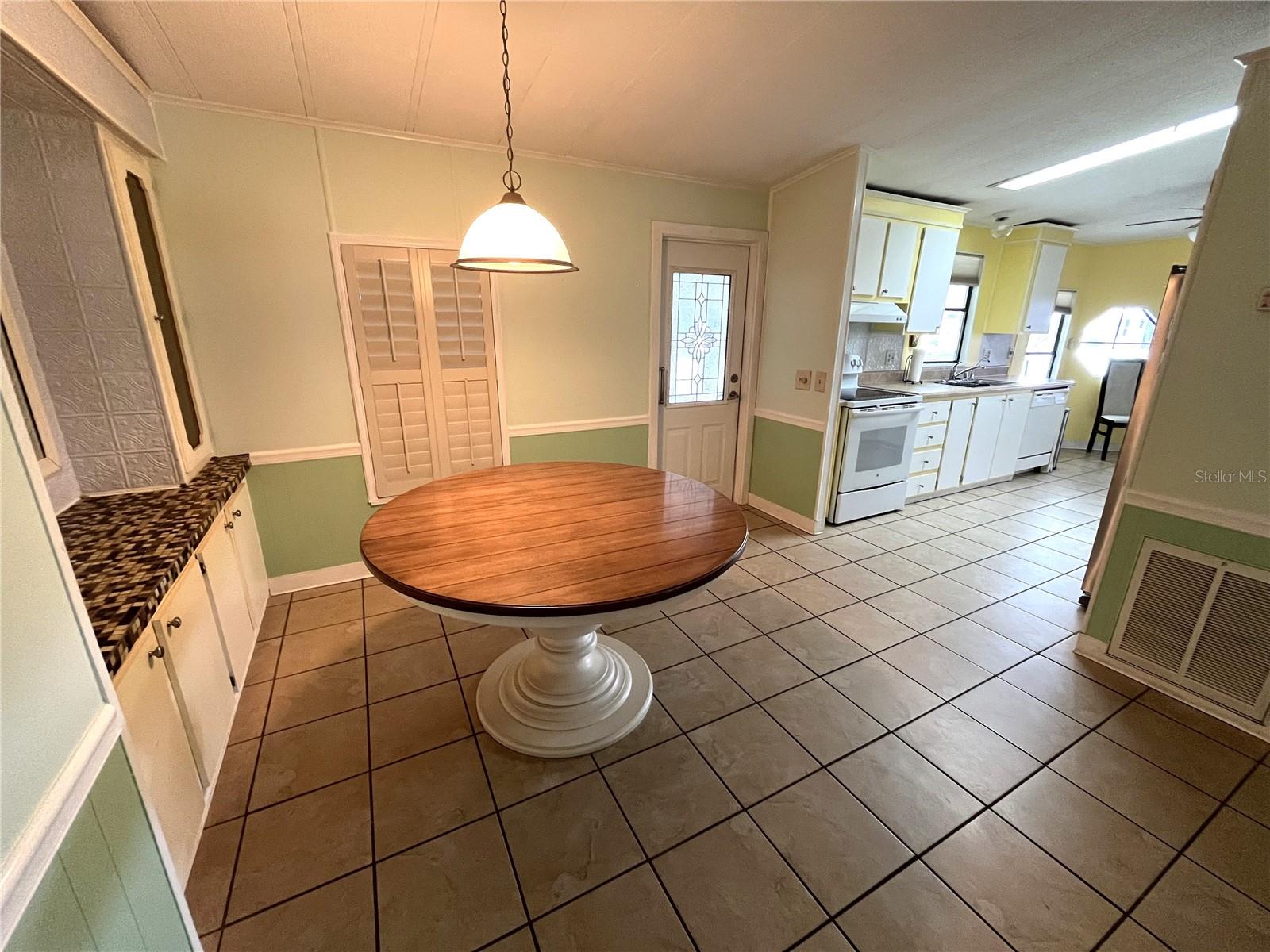 HARBOR ISLES III - Residential