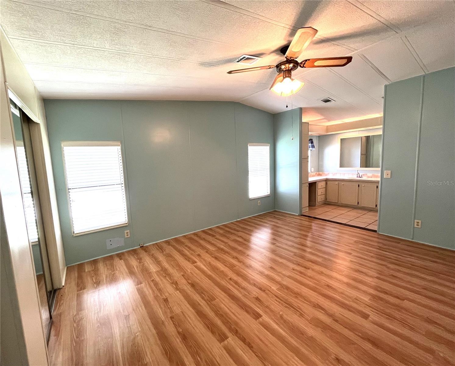 HARBOR ISLES III - Residential