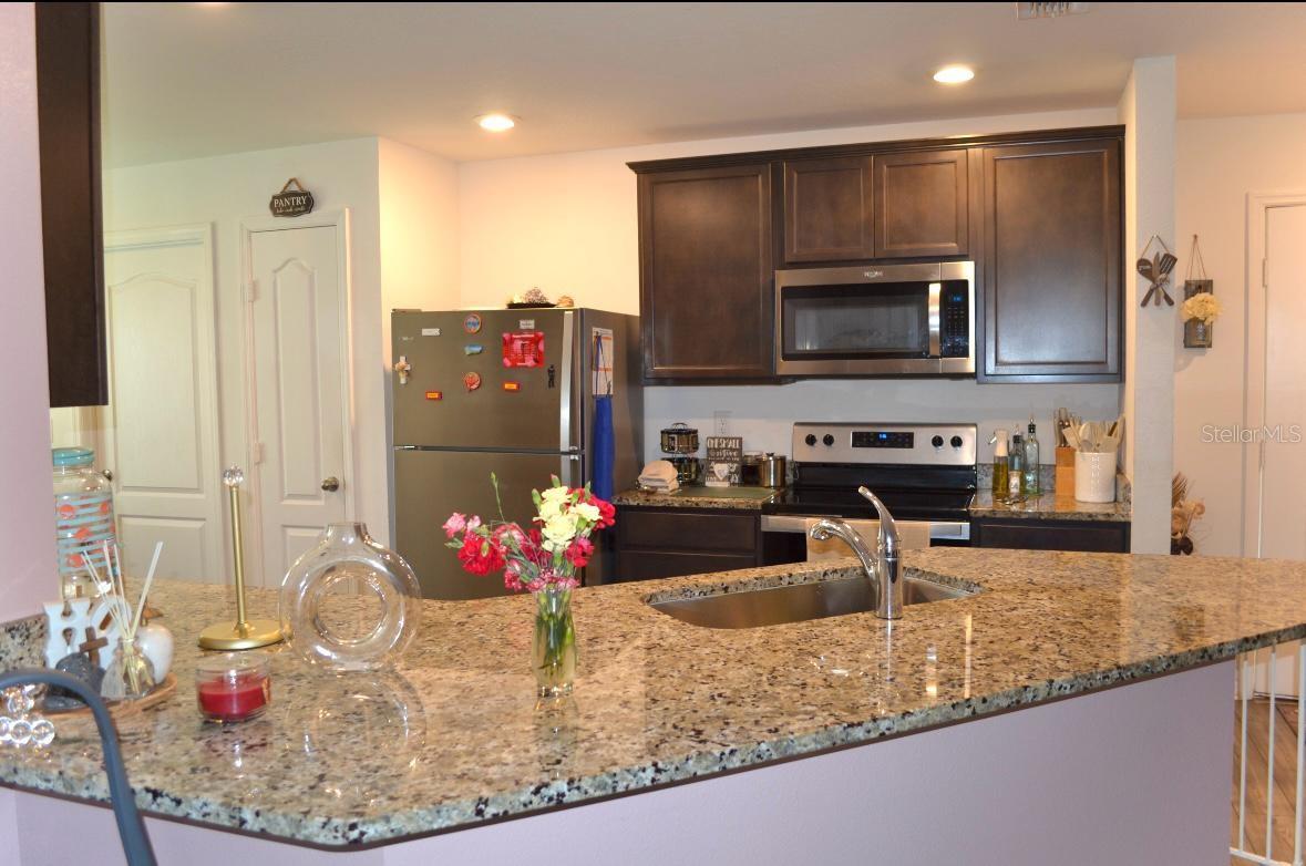 RIDGE/SWAN LAKE - Residential