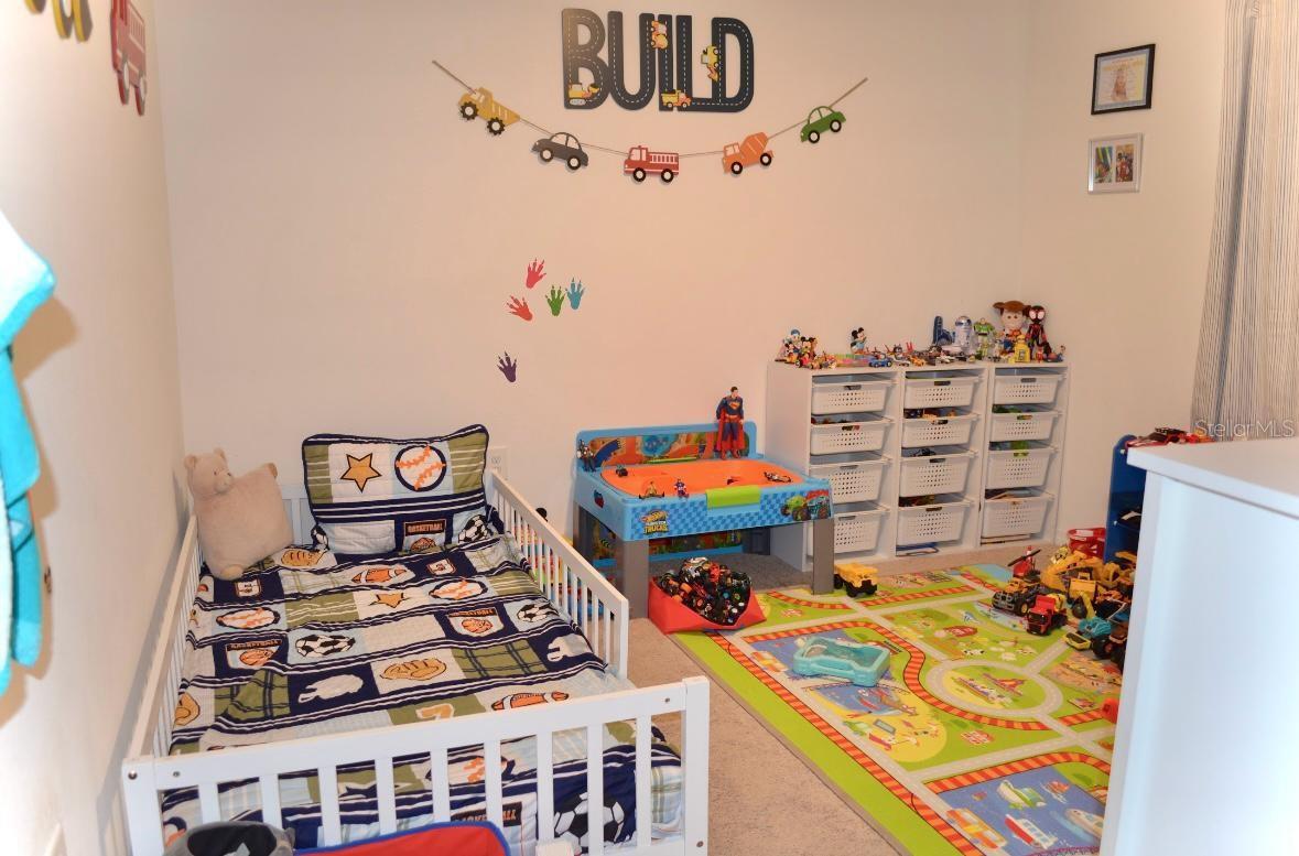 RIDGE/SWAN LAKE - Residential