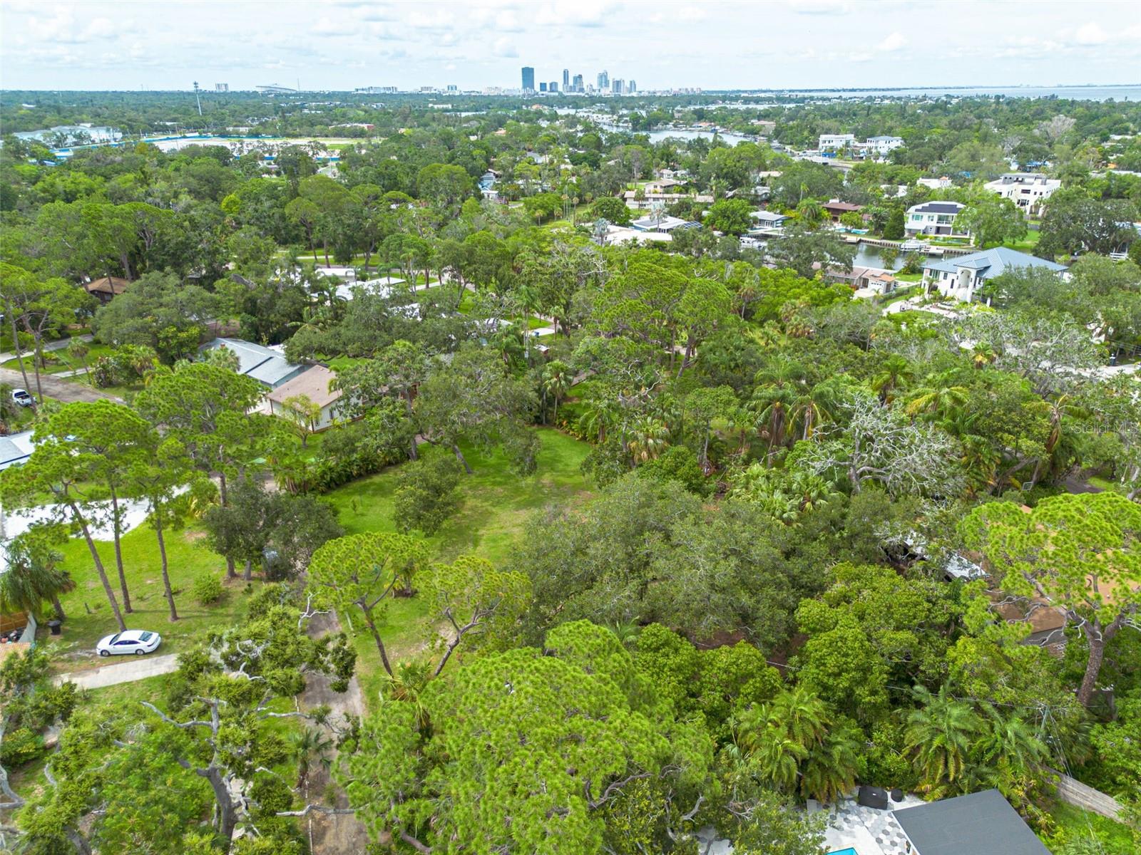 BAYOU BONITA PARK - Land