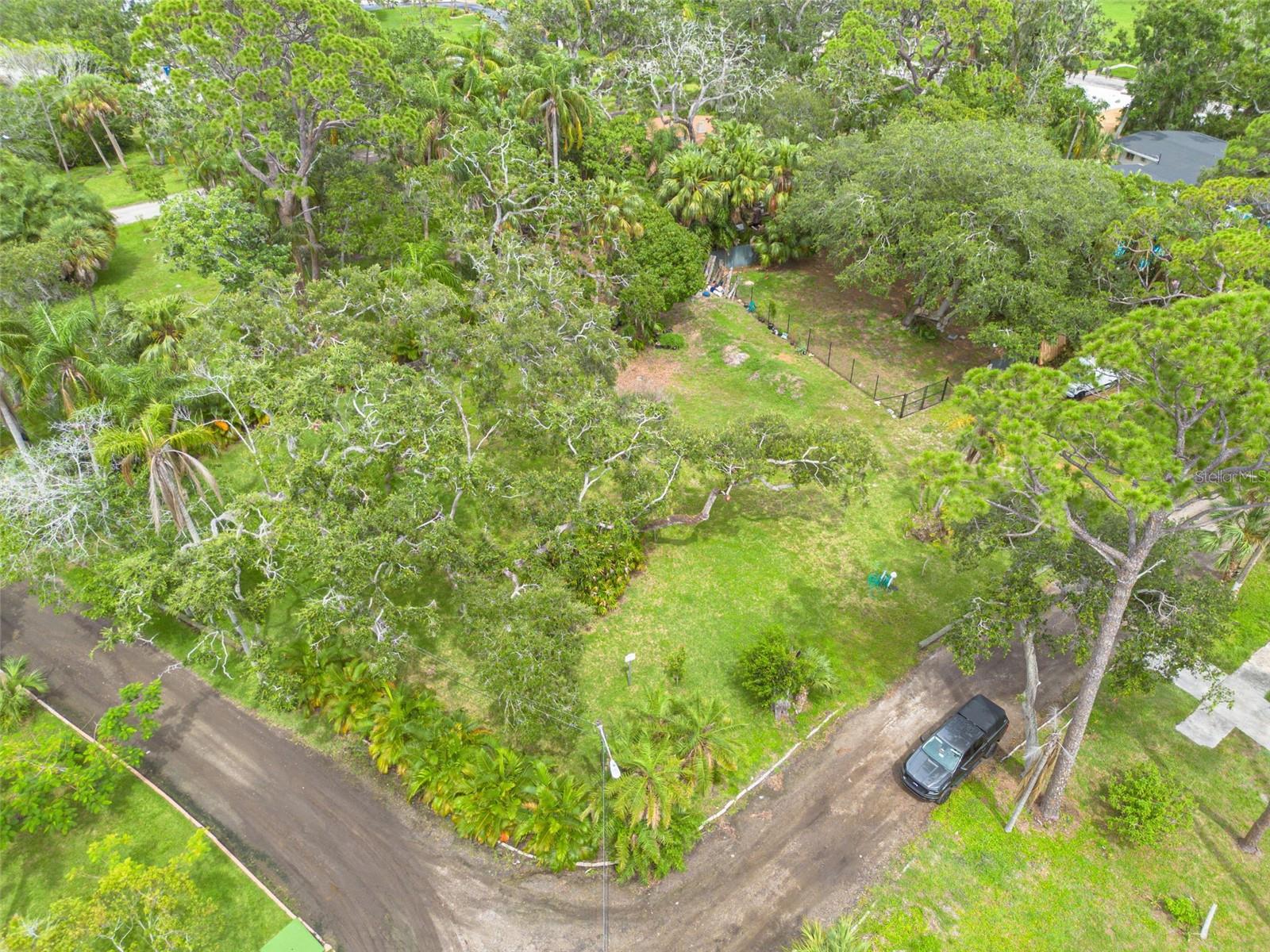 BAYOU BONITA PARK - Land