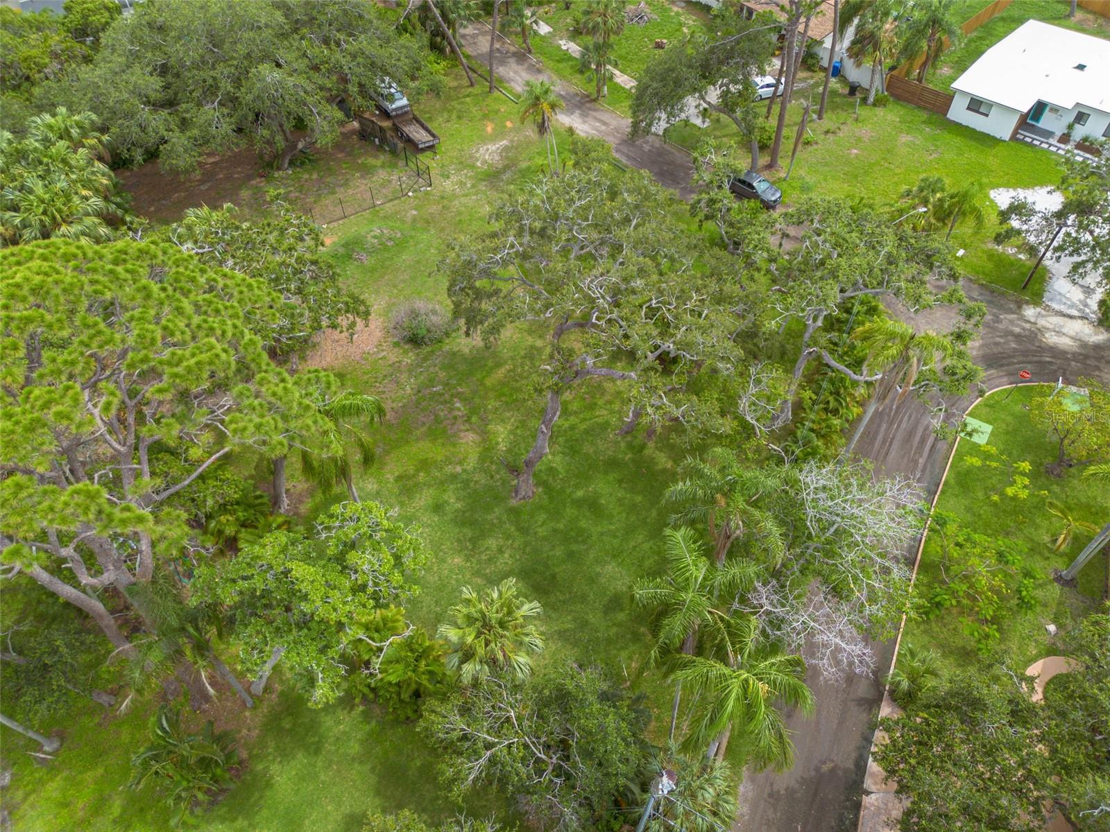 BAYOU BONITA PARK - Land
