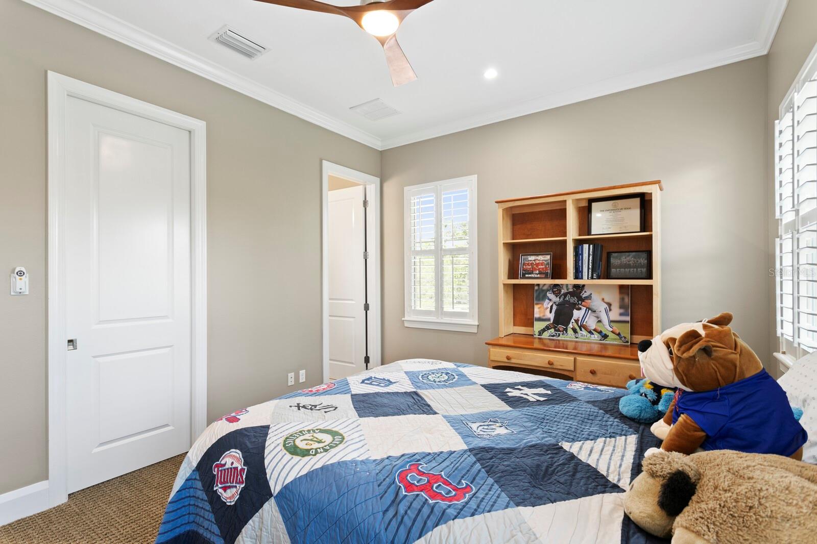 DAVIS ISLANDS REP OF PT O - Residential