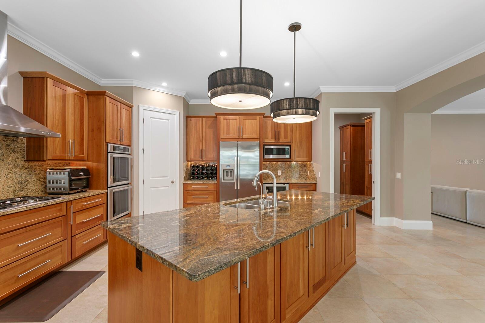 DAVIS ISLANDS REP OF PT O - Residential