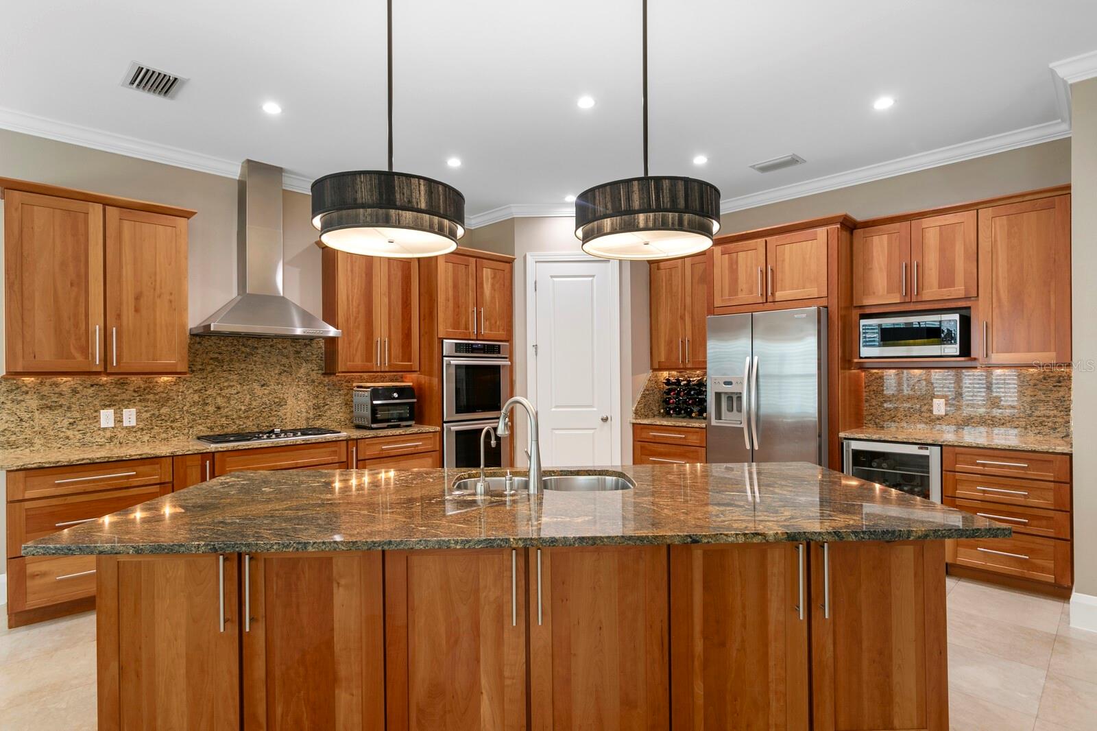 DAVIS ISLANDS REP OF PT O - Residential