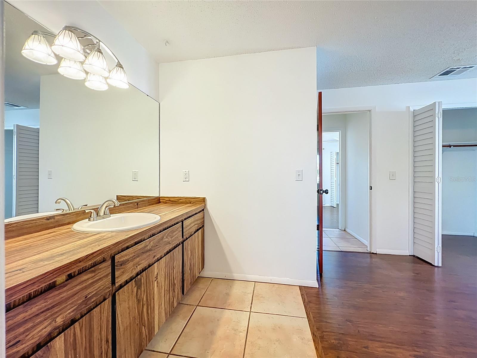 STERLING PARK UNIT 04 - Residential