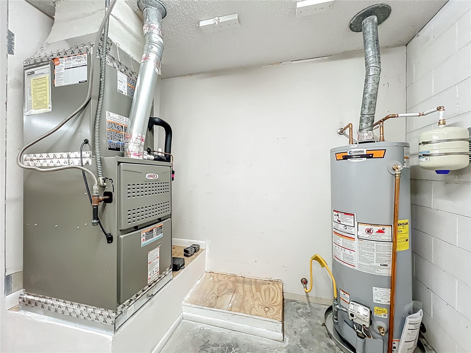 STERLING PARK UNIT 04 - Residential