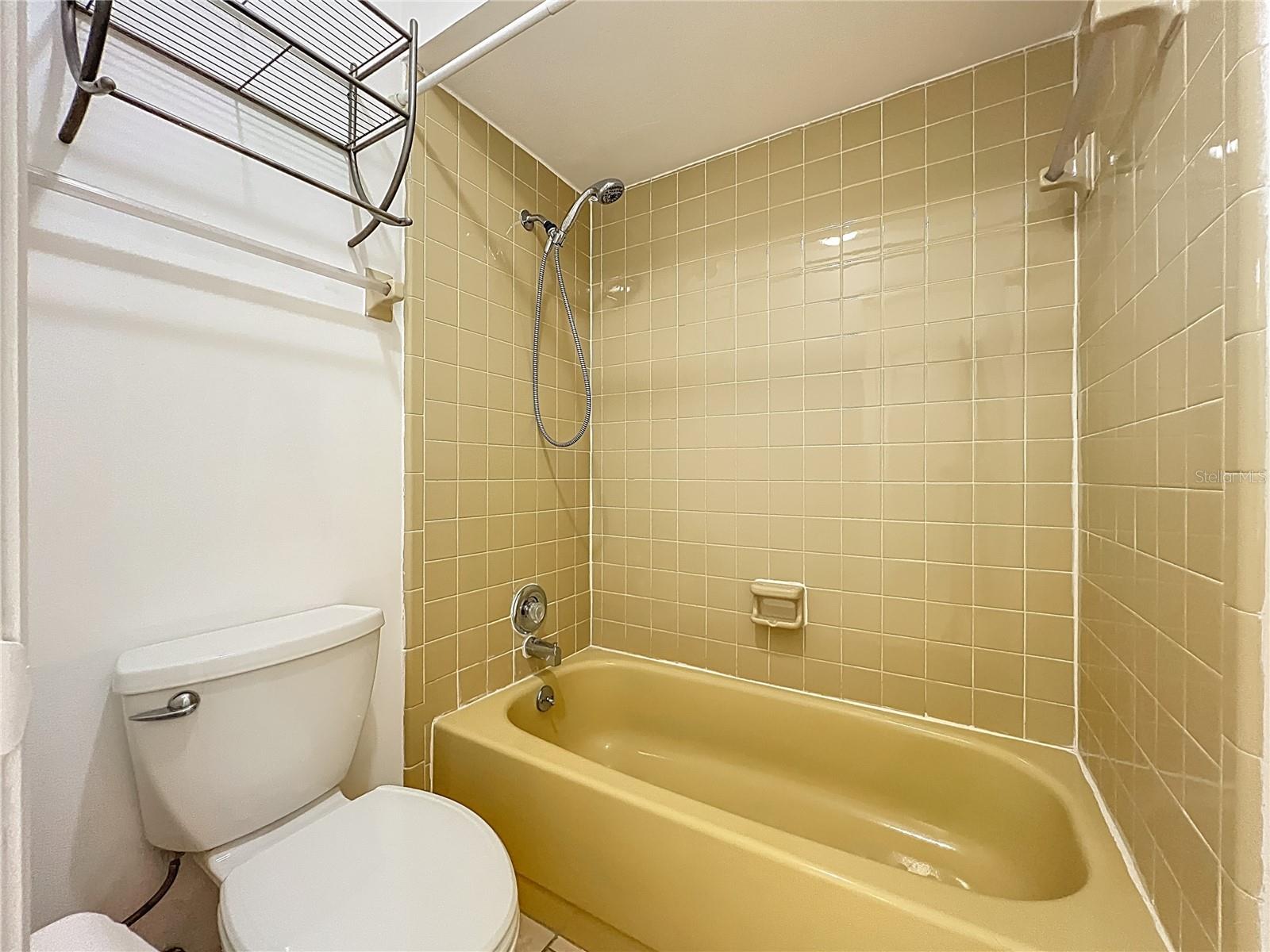 STERLING PARK UNIT 04 - Residential