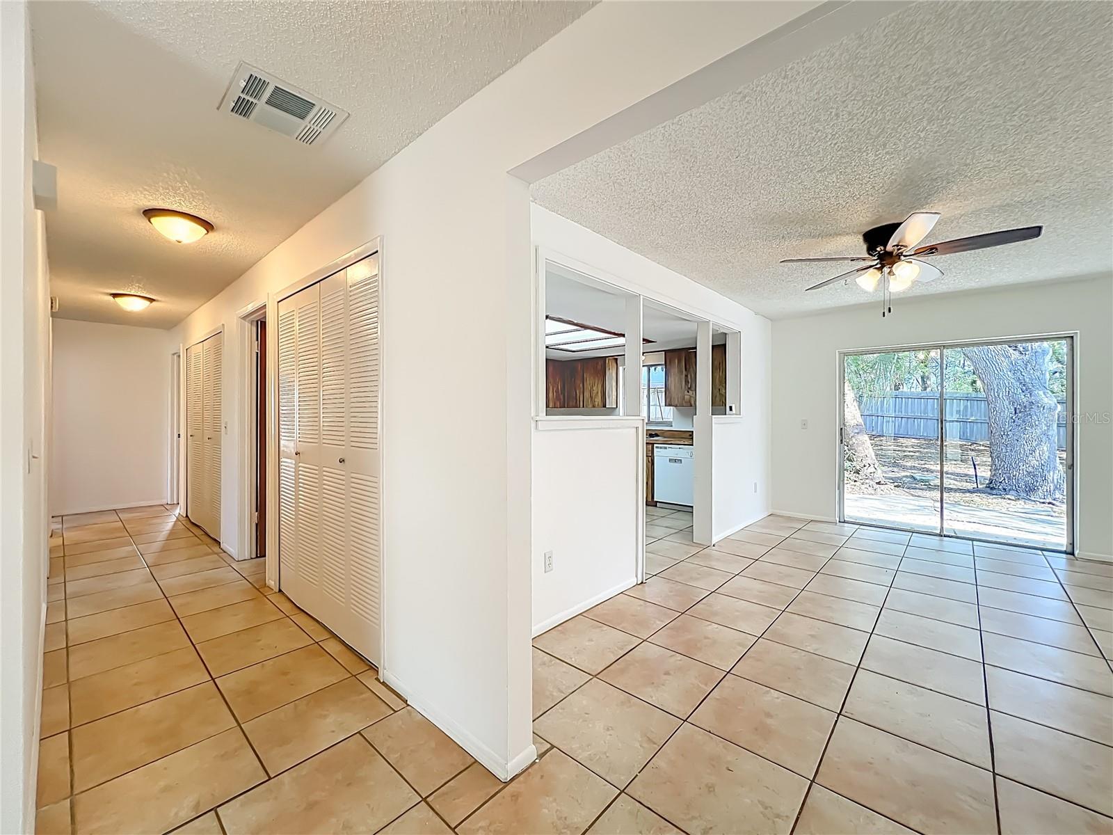 328 SHADOW OAK DRIVE