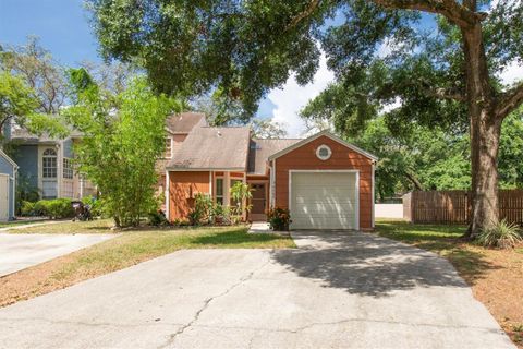 9466 FOREST HILLS CIRCLE TAMPA FL 33612