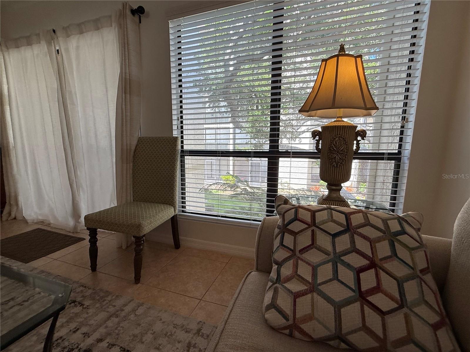 BAY OAKS - Residential
