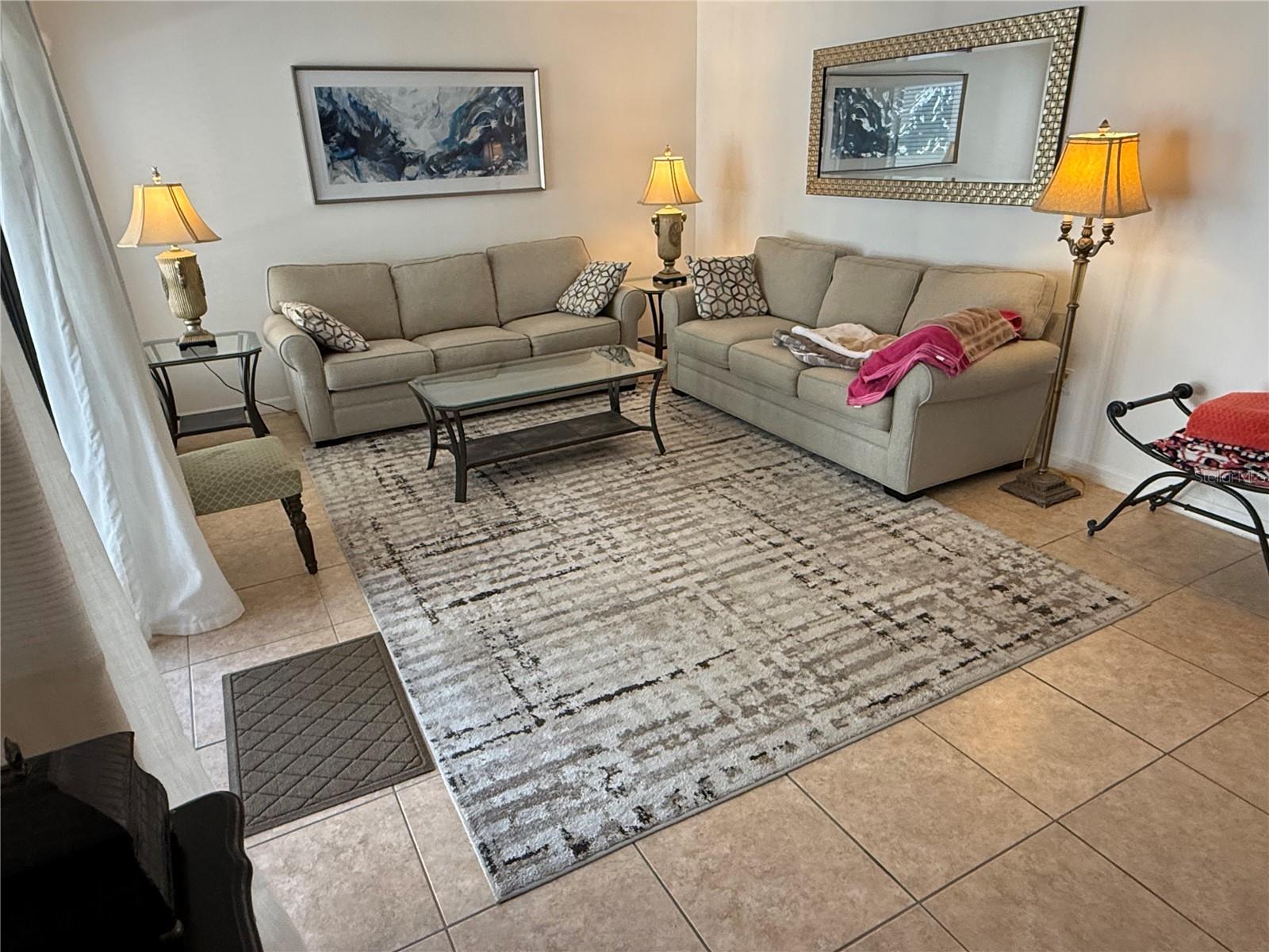 6157 MIDNIGHT PASS ROAD F22