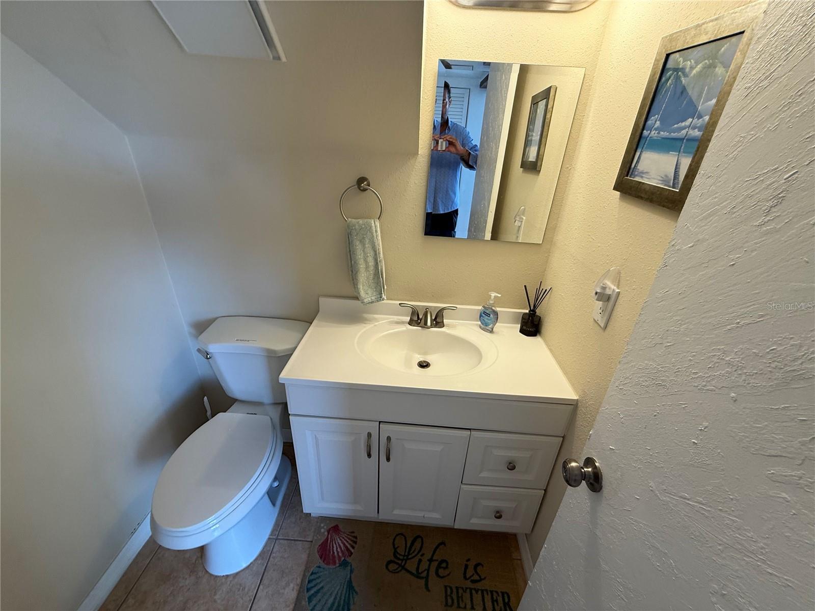 BAY OAKS - Residential