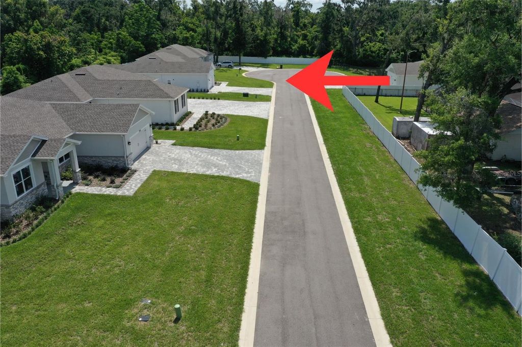 Photo of 37565 Teri Court, Dade City, FL 33525 (MLS # TB8485789)