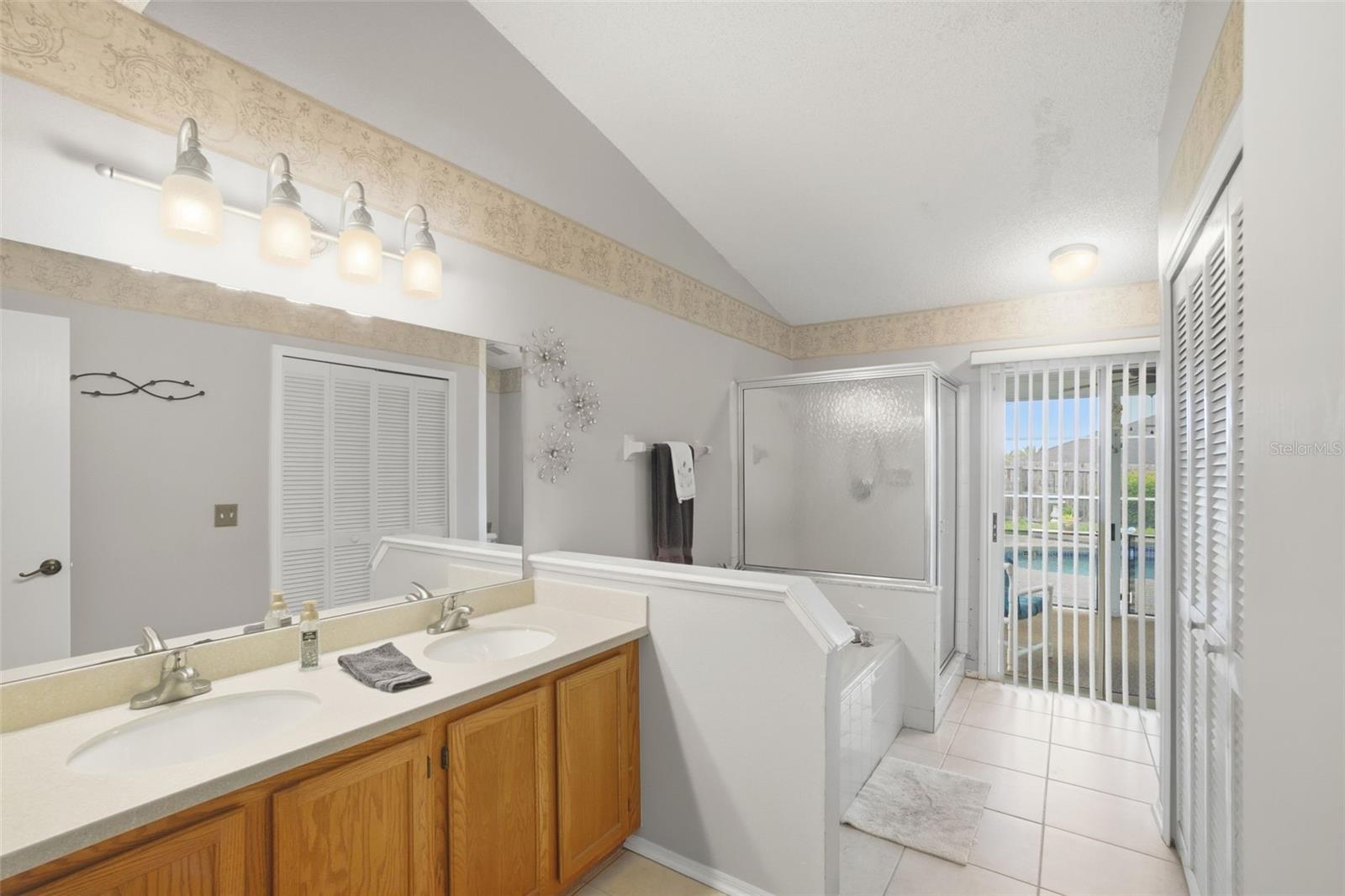 SHADOW RIDGE PH 01 - Residential