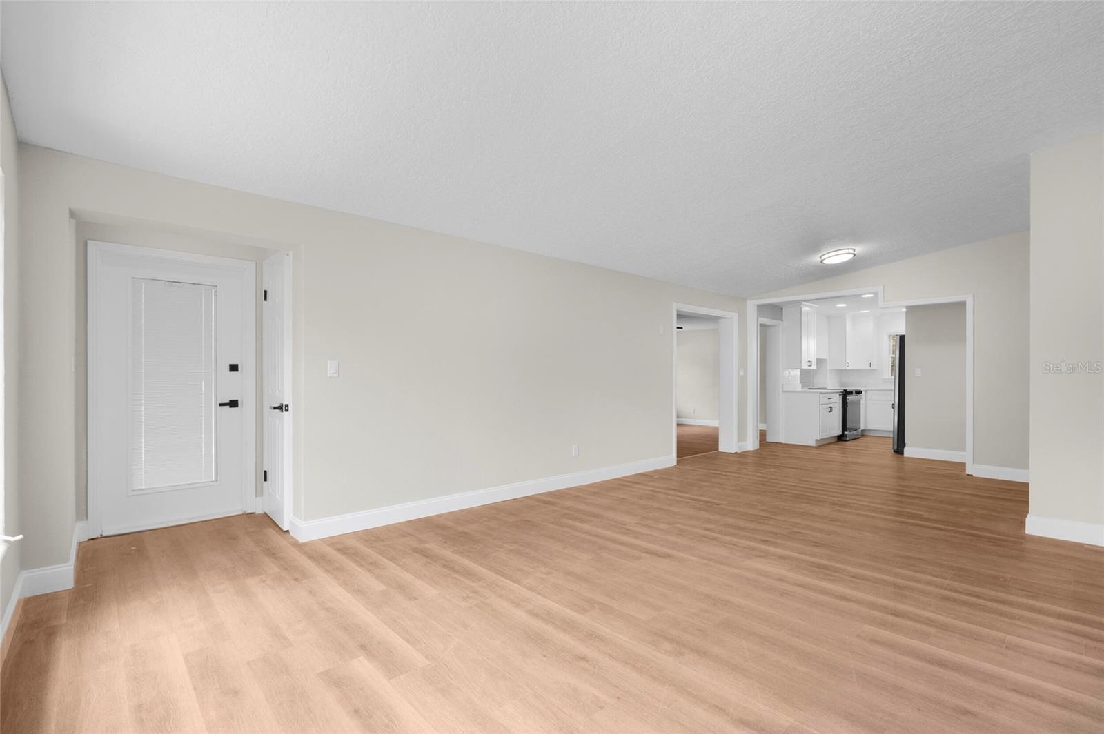 404 COURTNEY DRIVE