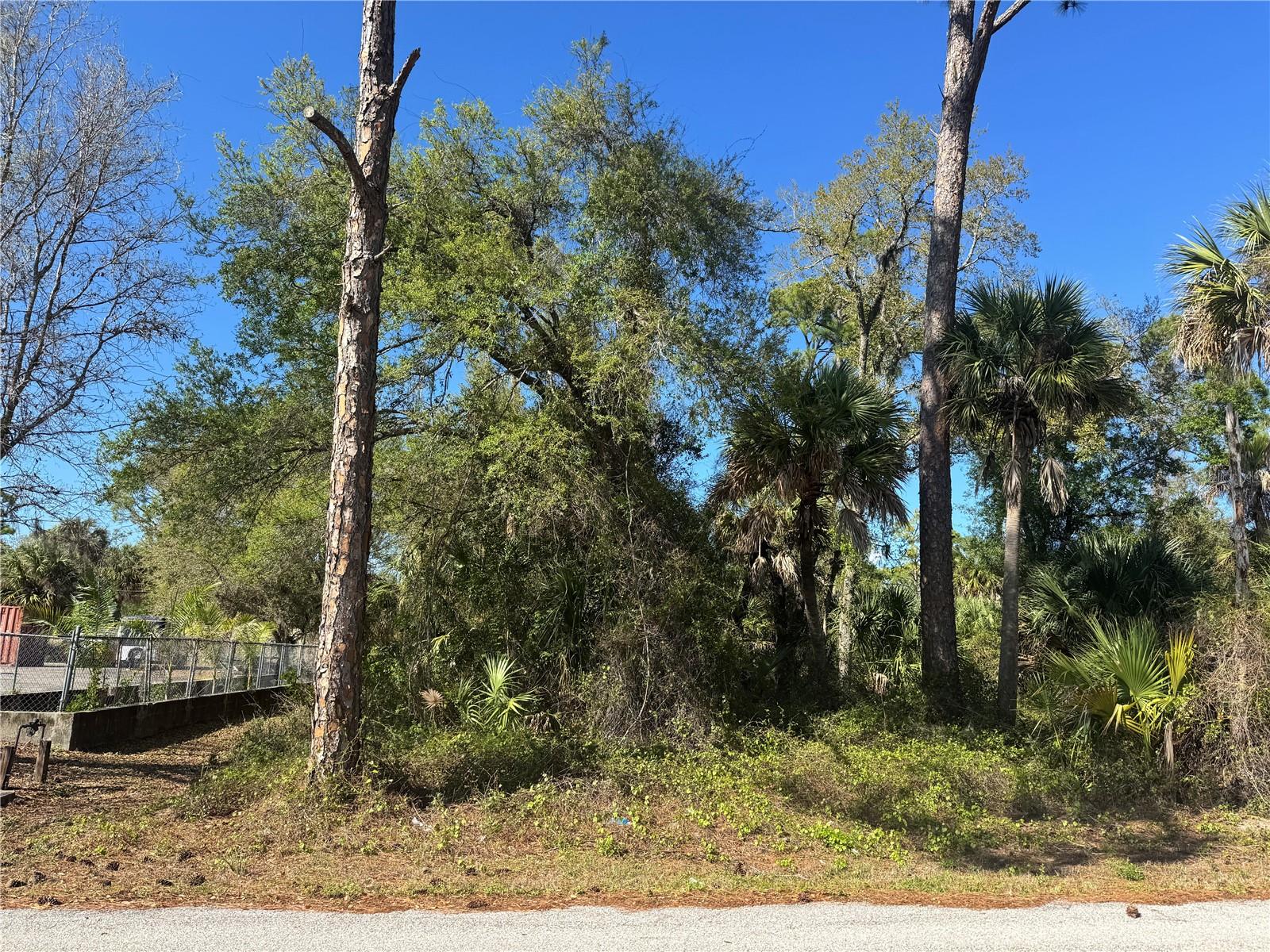 PORT CHARLOTTE SEC 016 - Land