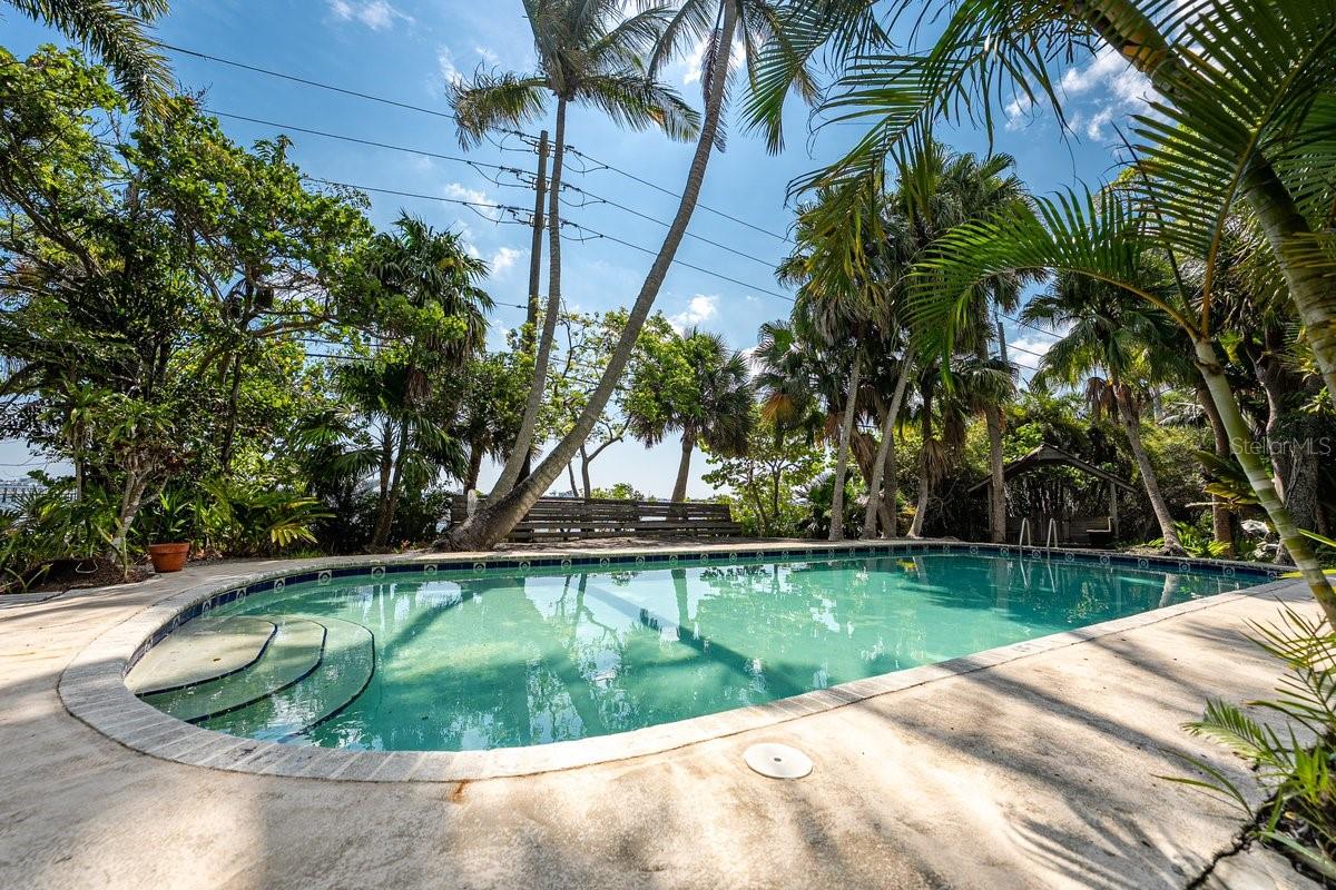 METES AND BOUNDS - Commercial Sale