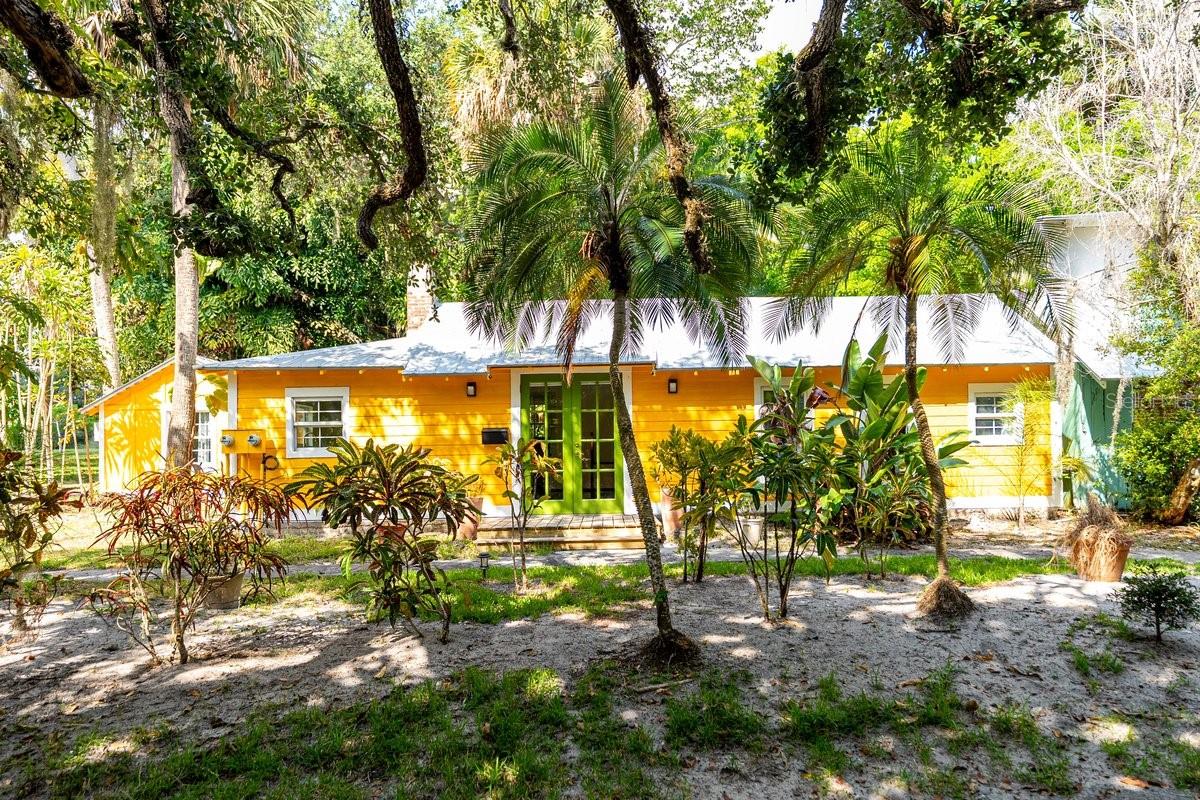 METES AND BOUNDS - Commercial Sale