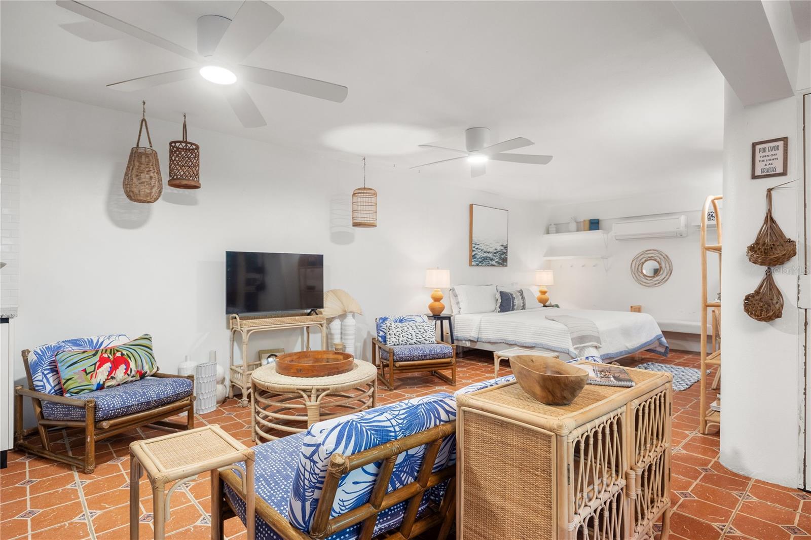 PUNTAS - Residential